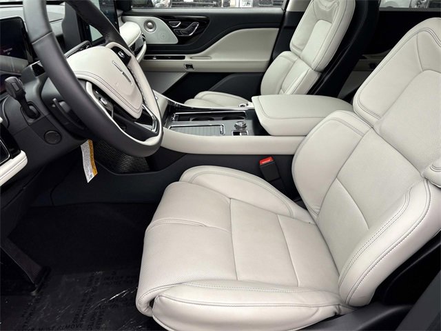 New 2026 Lincoln Aviator Reserve image 23