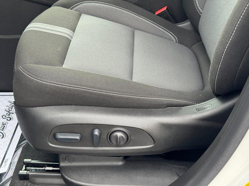 New 2025 Chevrolet Blazer LT w/ Midnight/Sport Edition FWD image 26