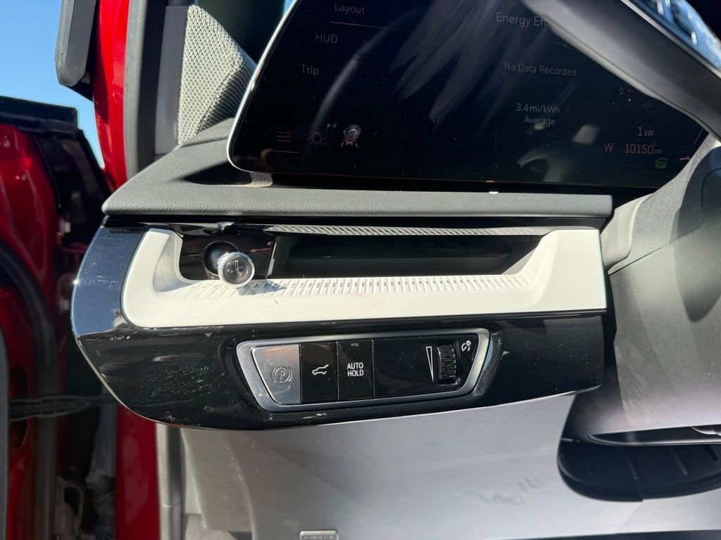 Certified 2025 Cadillac Optiq Sport 2 w/ LPO, Floor Liner Package image 20