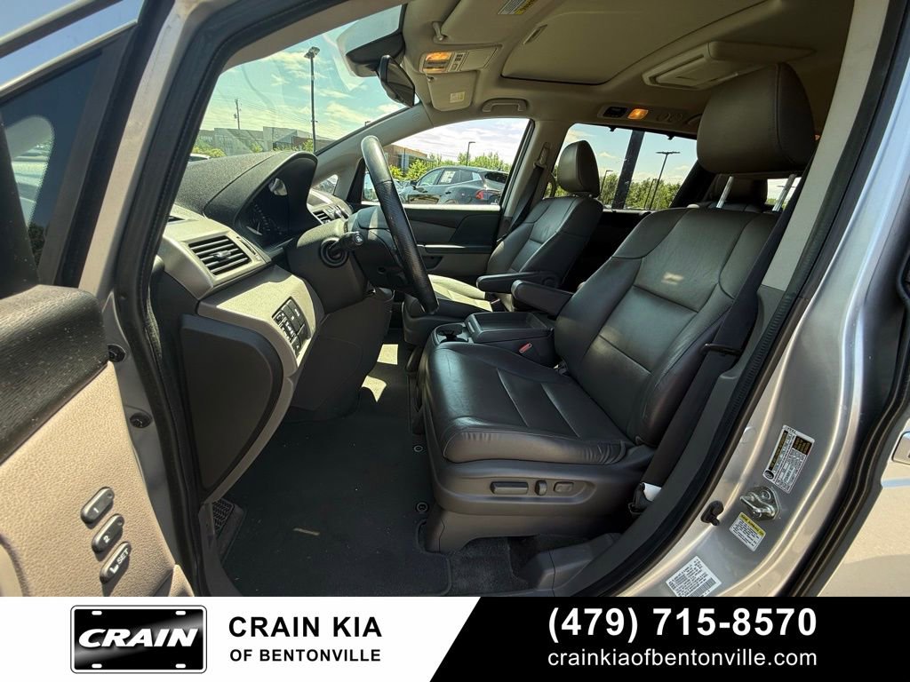 Used 2015 Honda Odyssey Touring image 12
