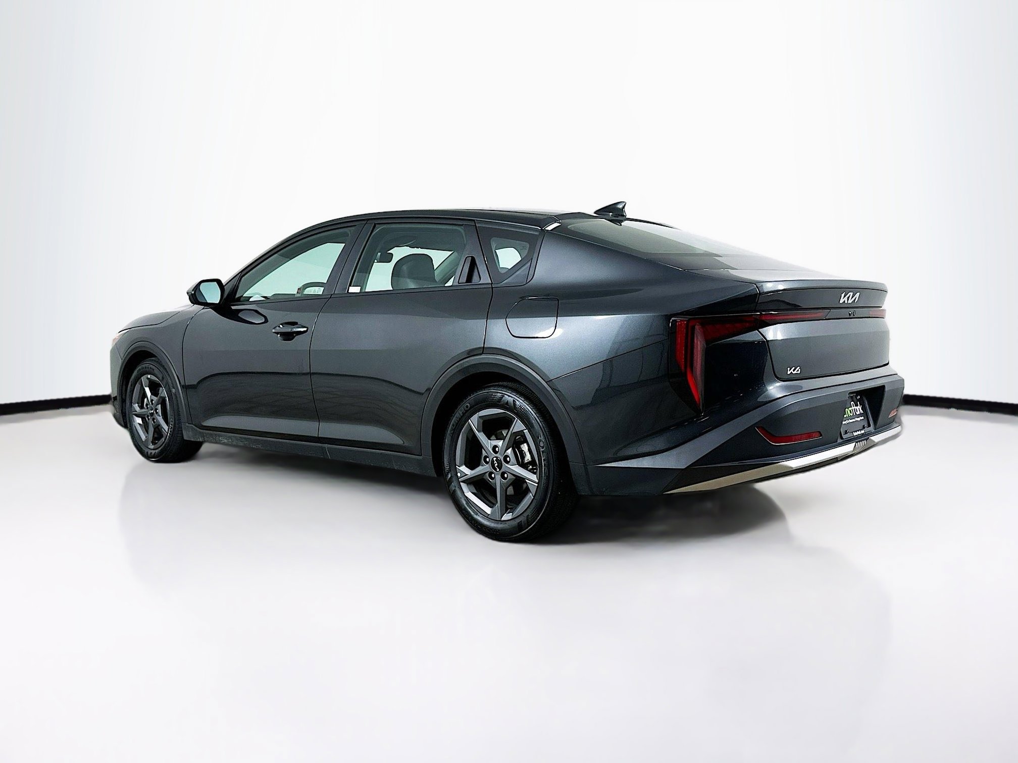 Used 2025 Kia K4 LXS image 5