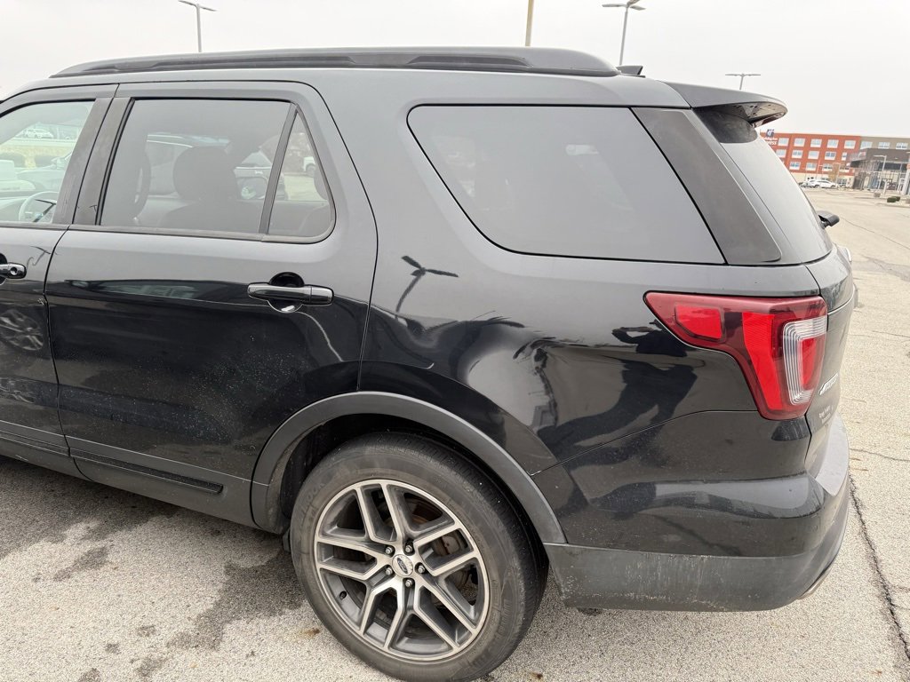 Used 2016 Ford Explorer Sport w/ Equipment Group 401A image 5