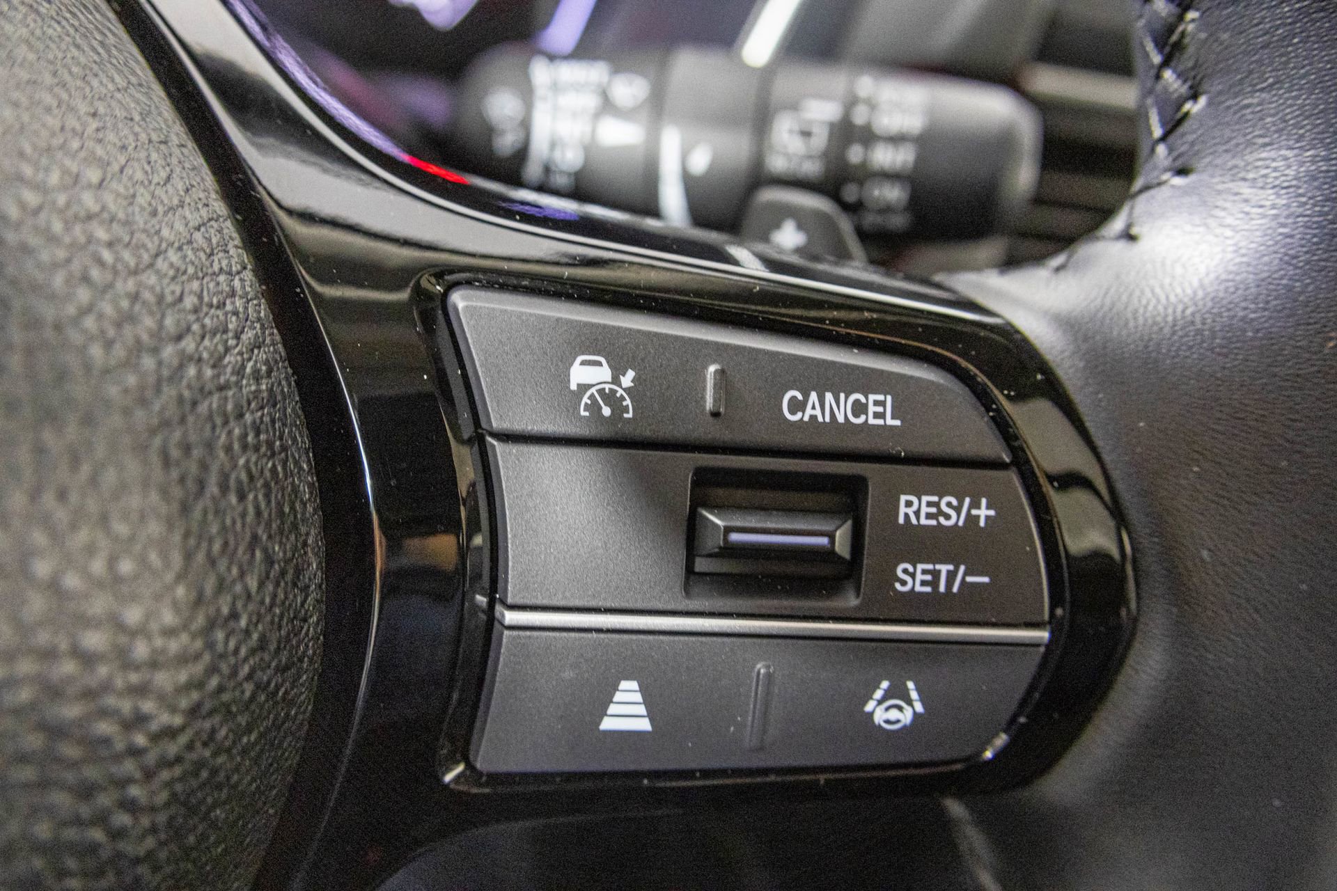 Used 2025 Honda Pilot Touring image 33