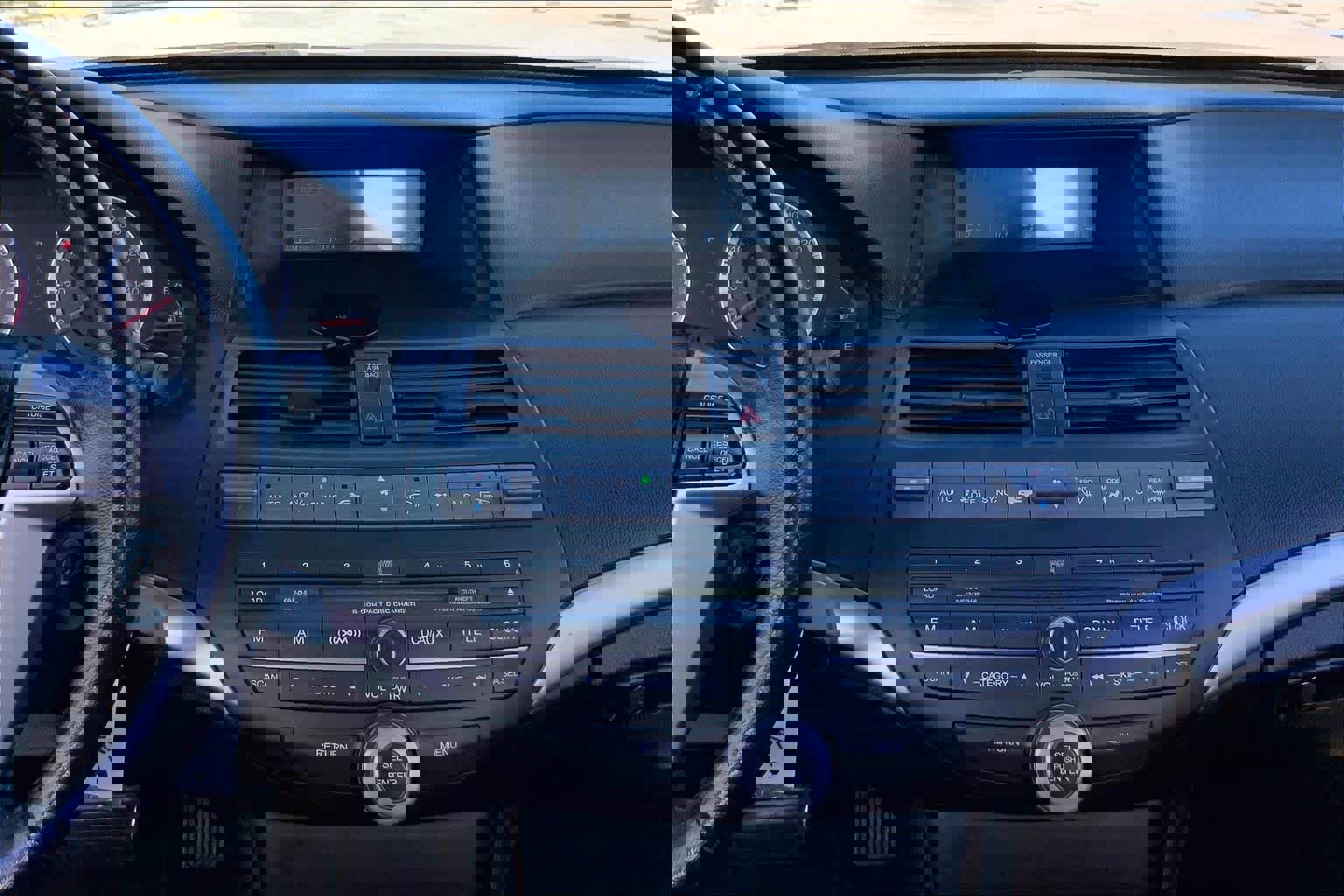 Used 2010 Honda Accord EX-L image 6