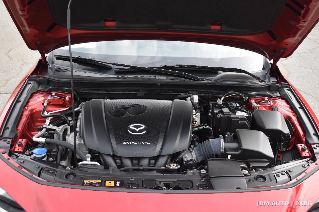 Used 2020 MAZDA MAZDA3 AWD Sedan w/ Preferred Package image 32