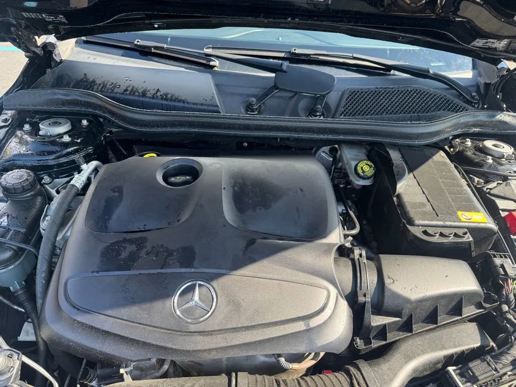 Used 2015 Mercedes-Benz GLA 250 4MATIC image 11