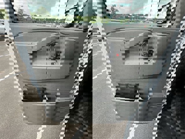 New 2025 GMC Savana 3500 w/ Power Convenience Package image 19