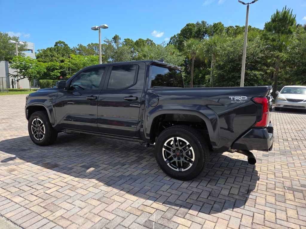 Used 2026 Toyota Tacoma TRD Sport AWD/4WD image 9