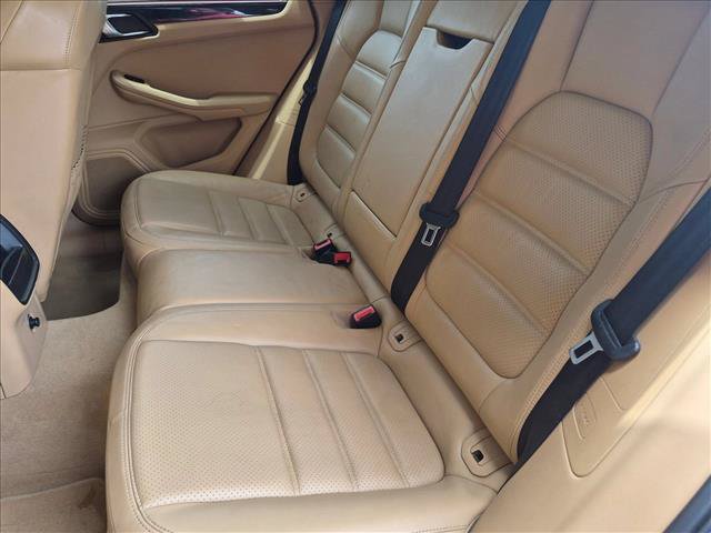 Used 2015 Porsche Macan S AWD/4WD image 16