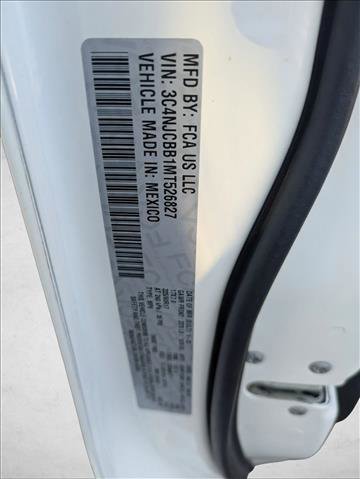 Used 2021 Jeep Compass Latitude w/ Sun and Sound Group image 15