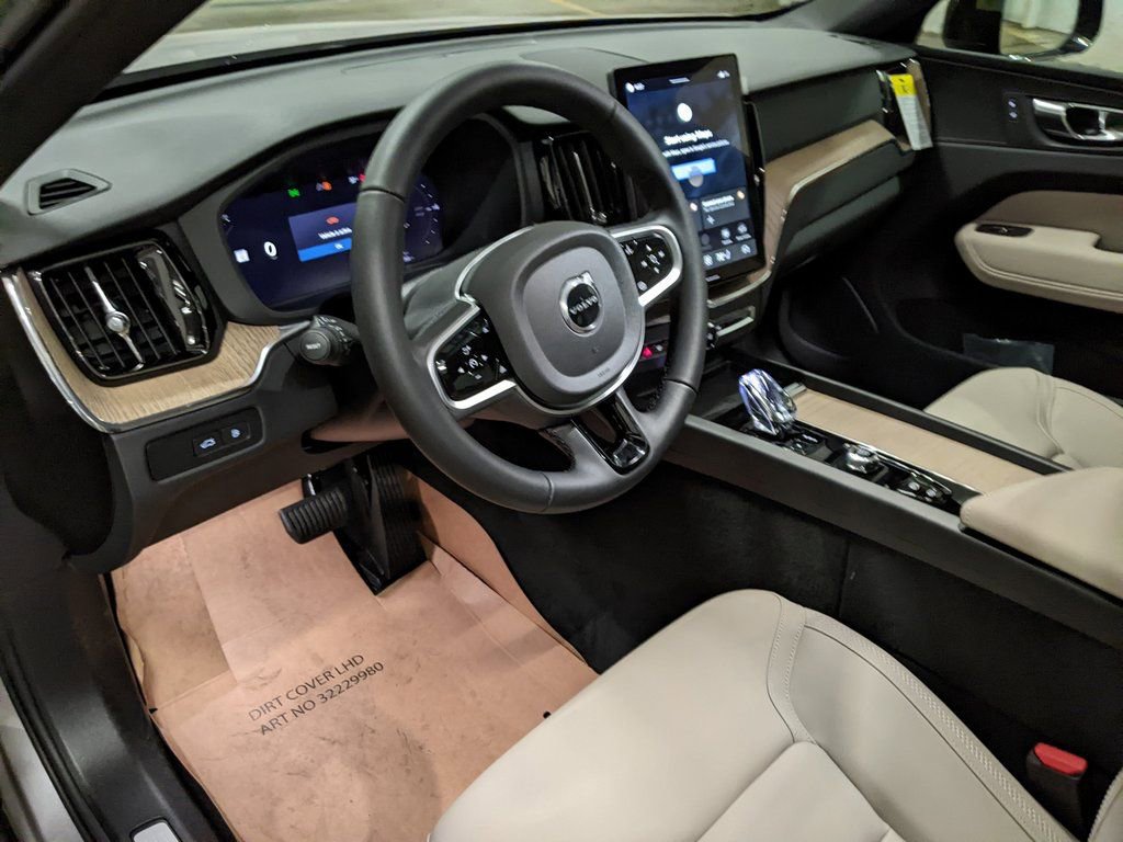 New 2026 Volvo XC60 T8 Core w/ Climate Package AWD/4WD image 8