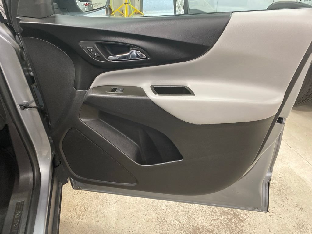 Used 2024 Chevrolet Equinox LS w/ LS Convenience Package AWD/4WD image 22