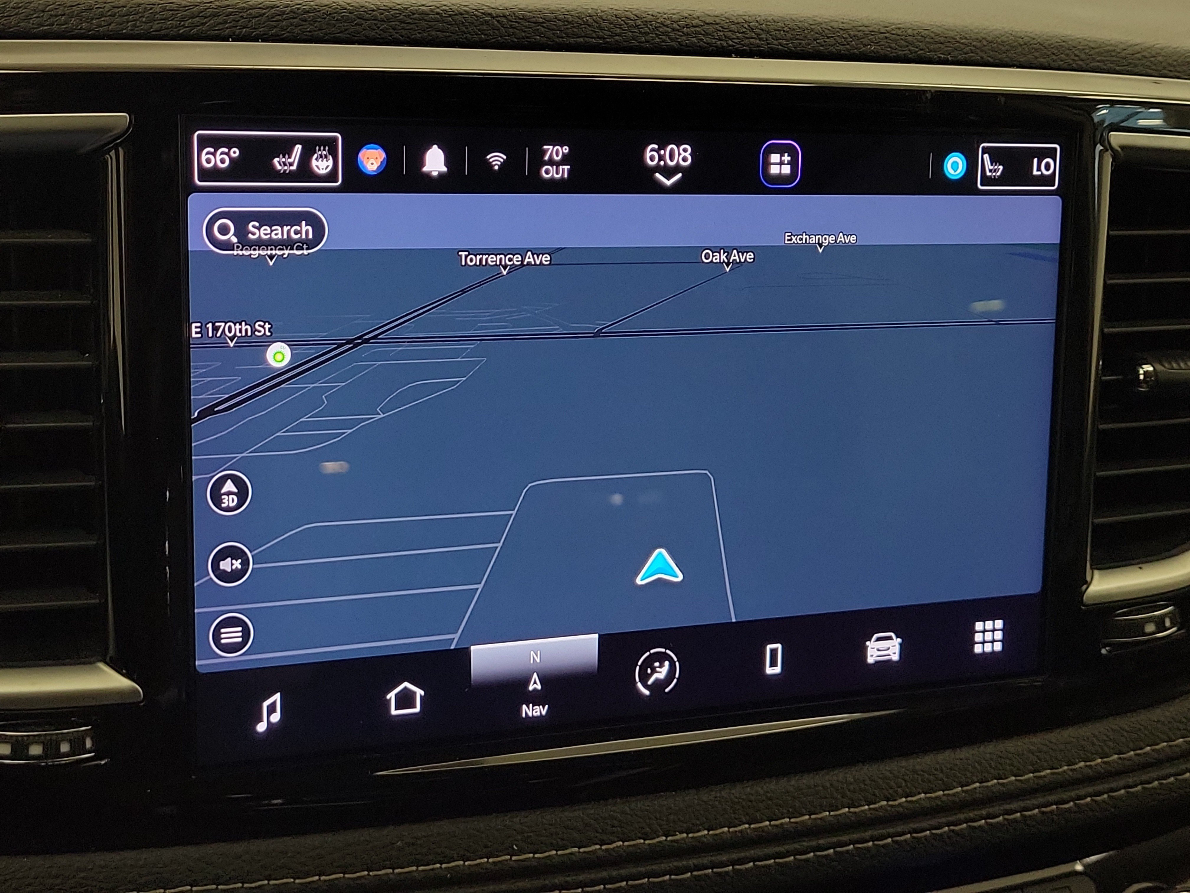 Used 2023 Chrysler Pacifica Limited FWD image 18