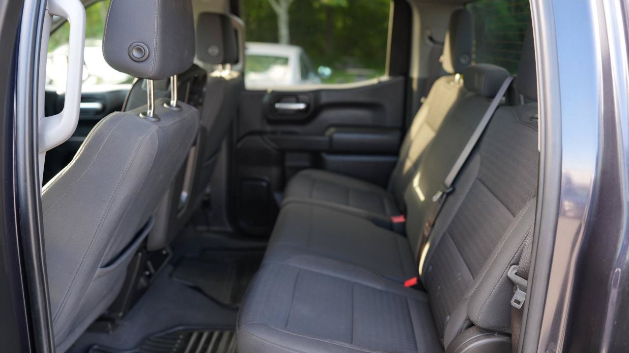 Used 2022 Chevrolet Silverado 1500 Custom AWD/4WD image 25
