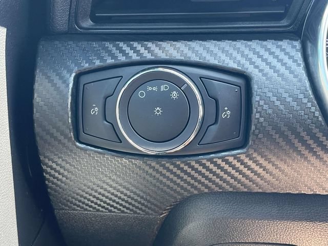 Used 2018 Ford Mustang Coupe RWD image 24