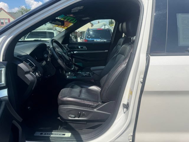 Used 2016 Ford Explorer Sport w/ Equipment Group 401A AWD/4WD image 8