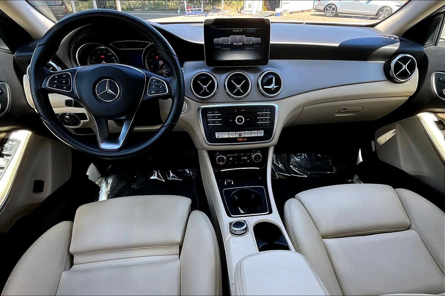 Used 2018 Mercedes-Benz GLA 250 image 15