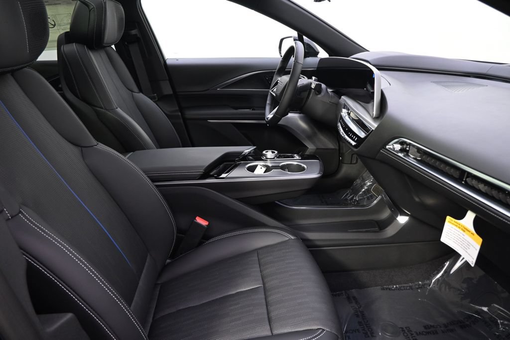 New 2026 Cadillac Lyriq V w/ LPO, Floor Liner Package AWD/4WD image 16