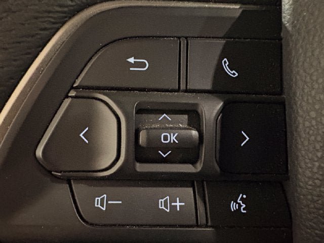 Used 2025 Toyota Tacoma TRD Sport w/ TRD Sport Premium Package AWD/4WD image 9