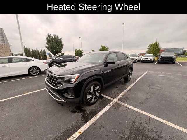 Used 2024 Volkswagen Atlas Cross Sport SE FWD image 8
