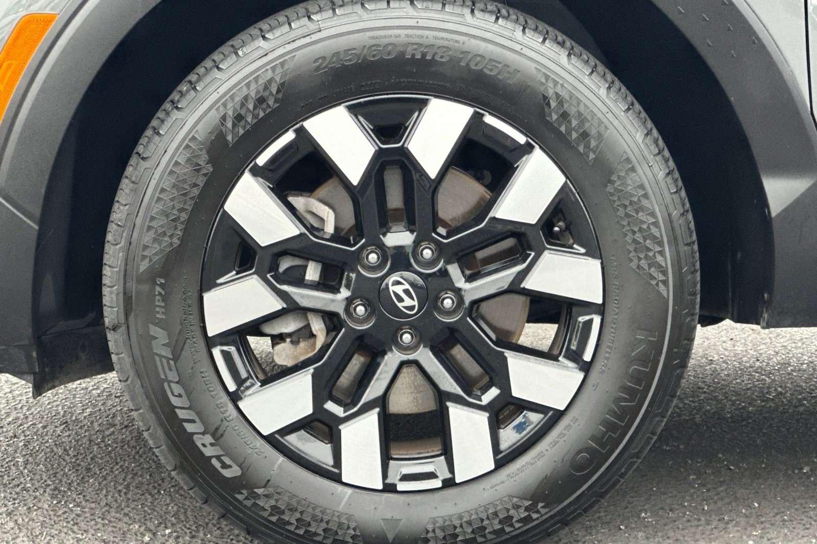 Used 2025 Hyundai Santa Cruz SEL FWD image 13