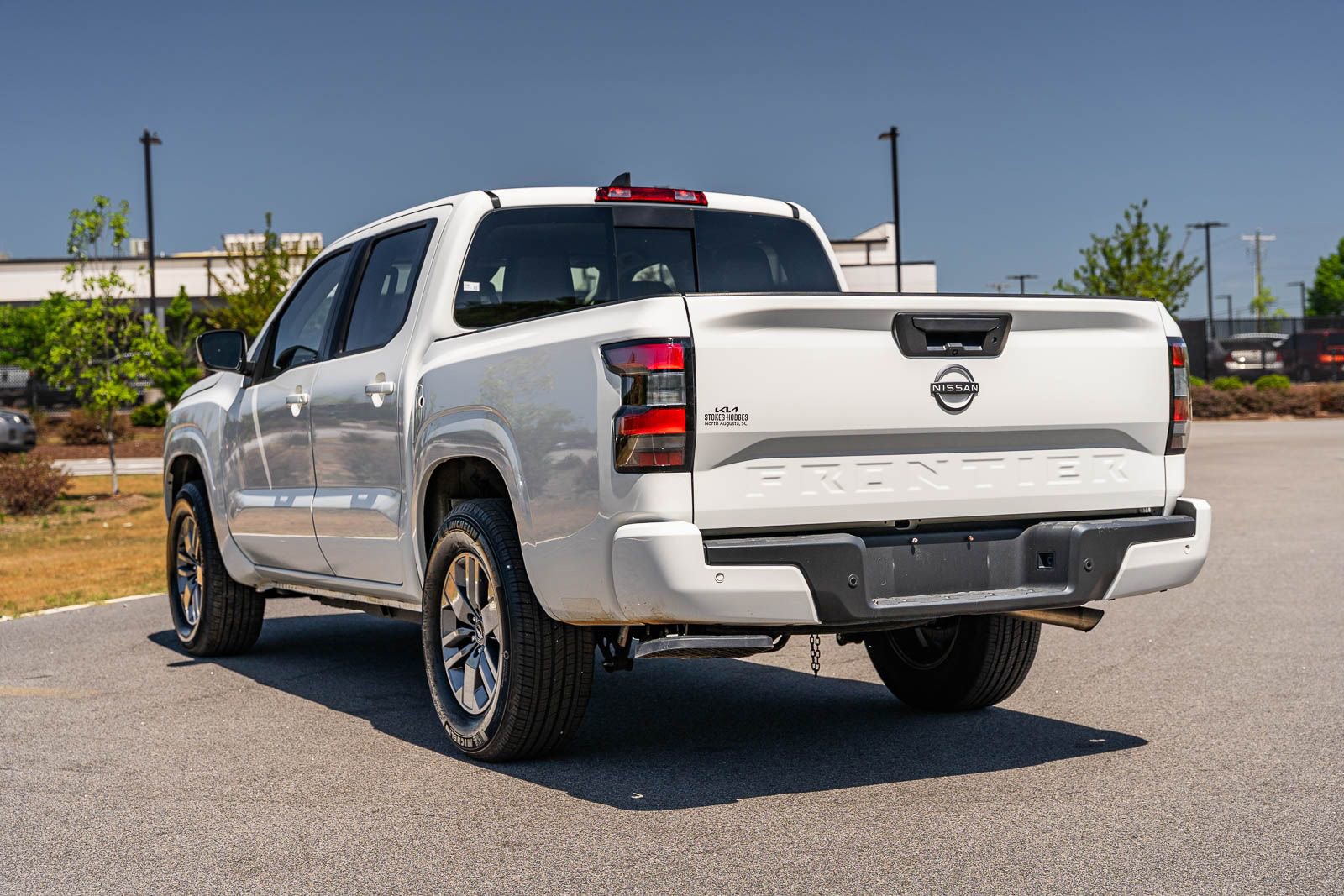 Used 2025 Nissan Frontier SV RWD image 5