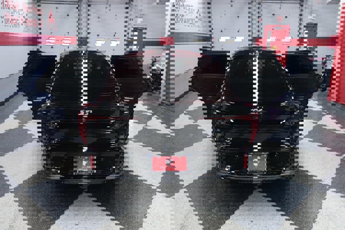 Used 2025 Kia K4 GT-Line image 32