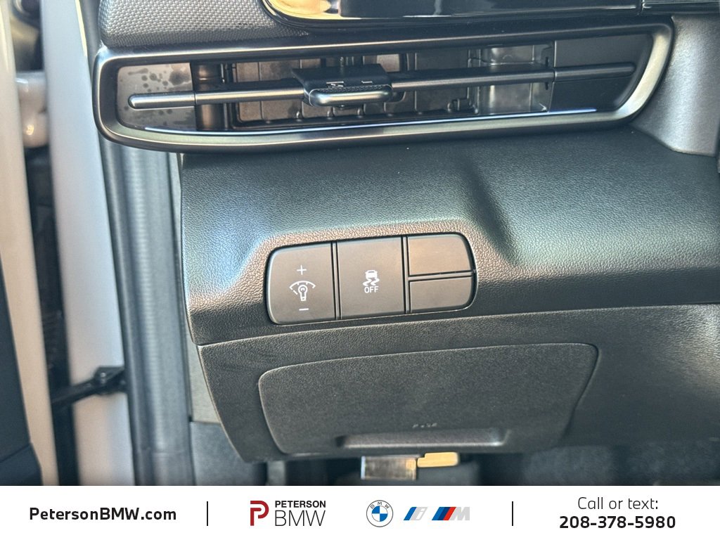 Used 2025 Hyundai Elantra N image 23