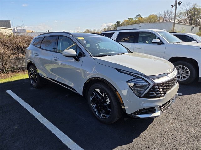 Used 2023 Kia Sportage SX image 3