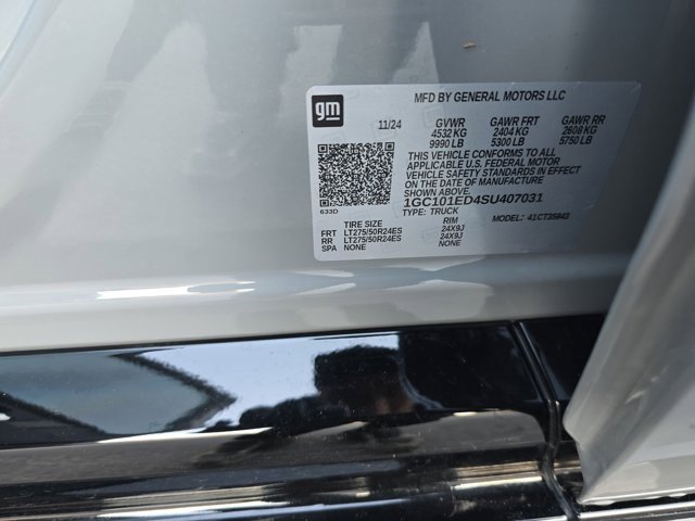 Used 2025 Chevrolet Silverado EV RST image 31