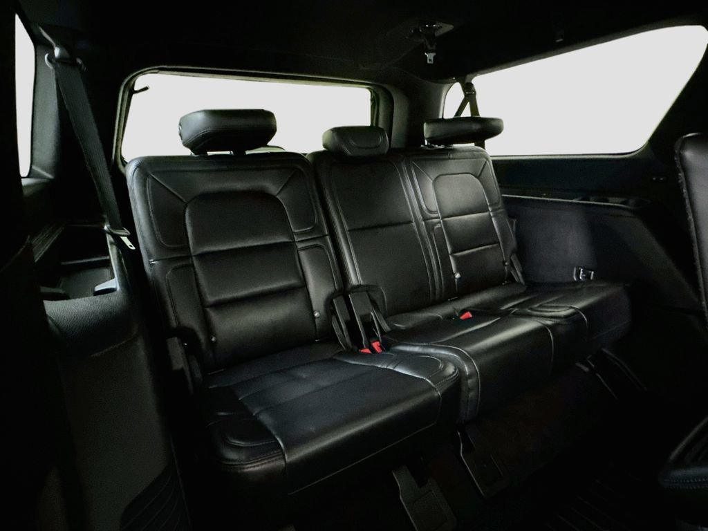 Used 2020 Lincoln Navigator L Reserve AWD/4WD image 28