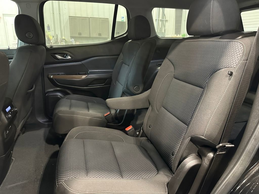 Used 2023 GMC Acadia SLE w/ Driver Convenience Package image 24
