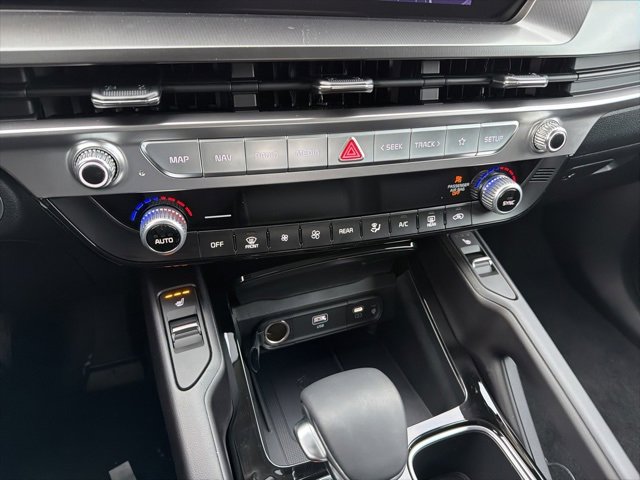 New 2025 Kia Telluride S image 16