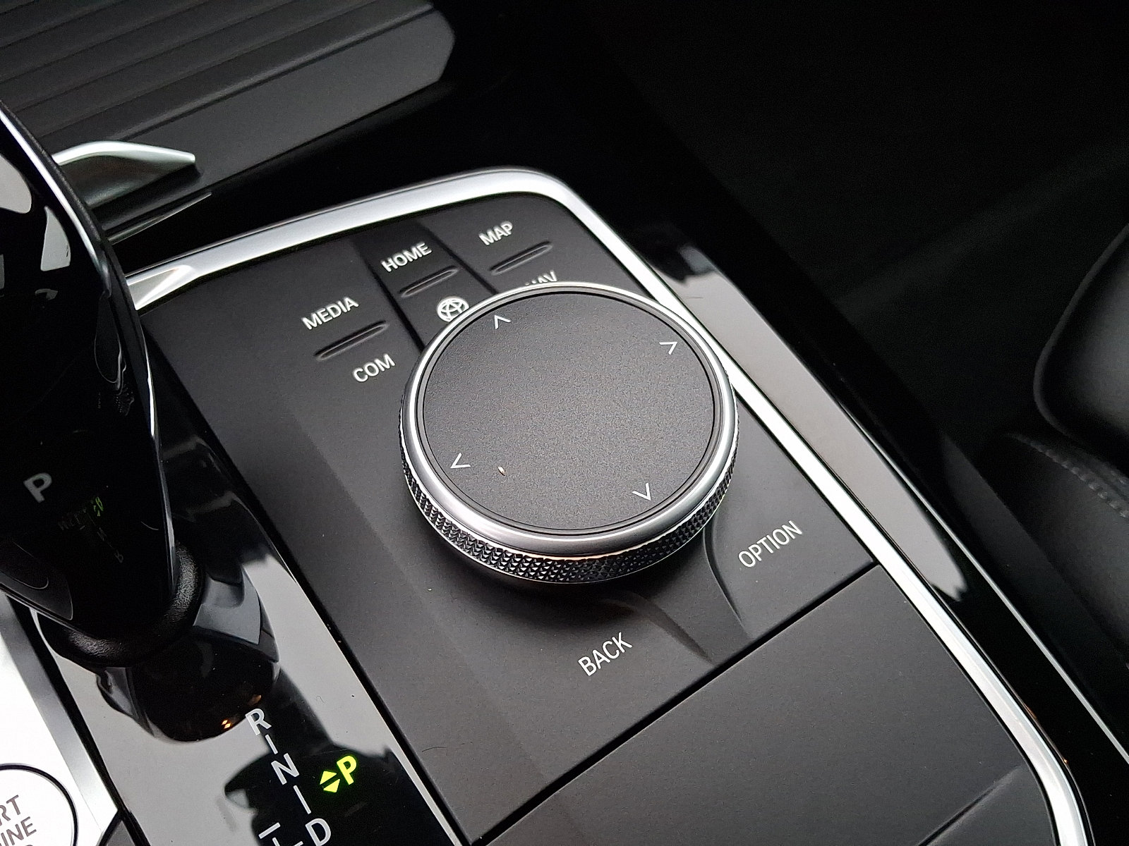 Used 2024 BMW X4 M40i w/ Premium Package image 24