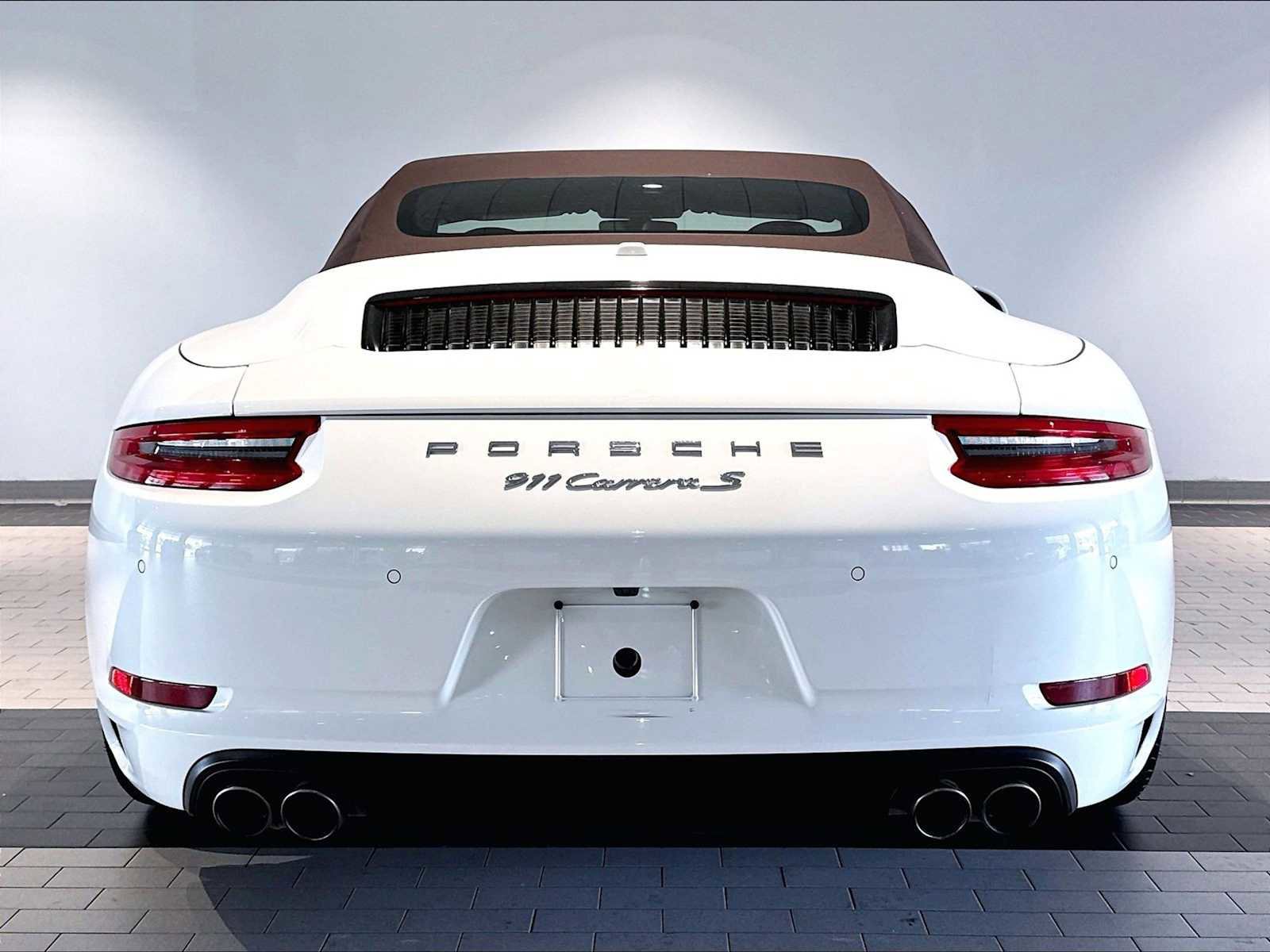 Used 2017 Porsche 911 Carrera S RWD image 9