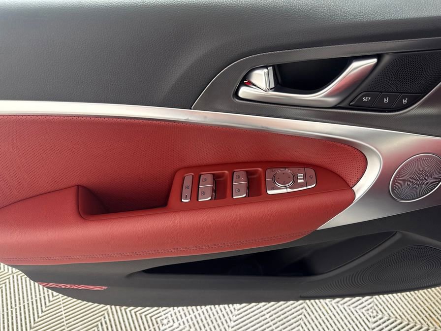 New 2026 Genesis G70 3.3T Sport Prestige RWD image 13