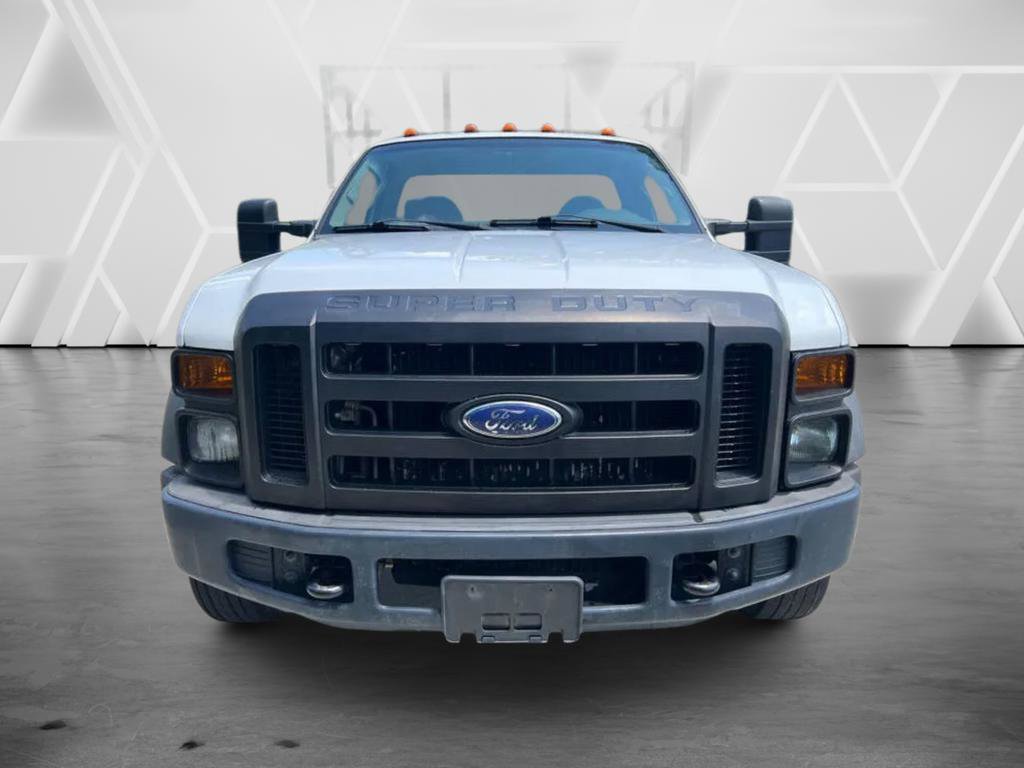 Used 2008 Ford F450 XLT image 2