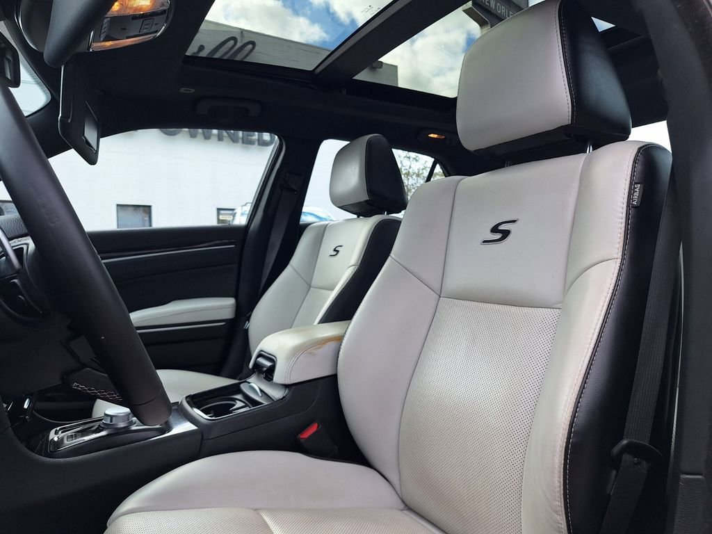 Used 2021 Chrysler 300 S w/ S Model Appearance Package image 22