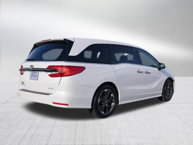Used 2024 Honda Odyssey Elite image 3