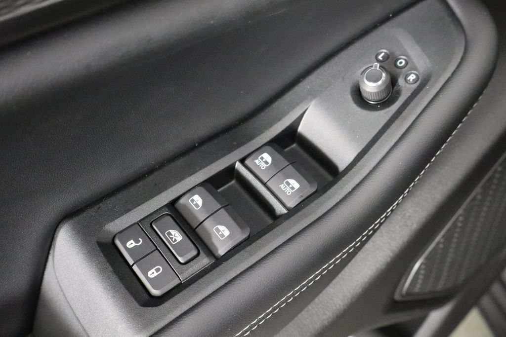 Used 2025 Jeep Grand Cherokee 4WD image 19