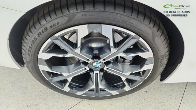 Used 2025 BMW 430i Convertible w/ Premium Package image 57