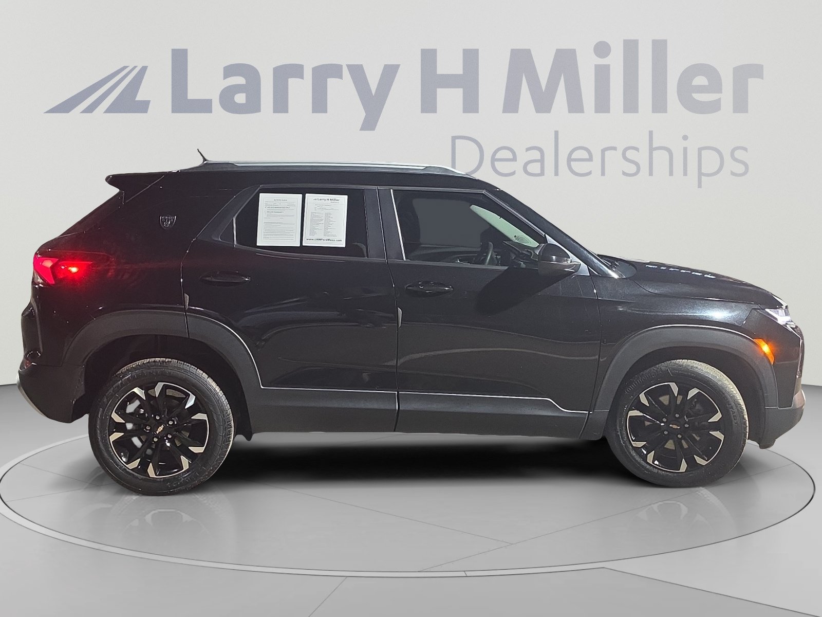 Used 2021 Chevrolet TrailBlazer LT FWD image 6