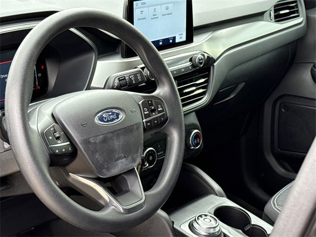 Used 2023 Ford Escape FWD image 16