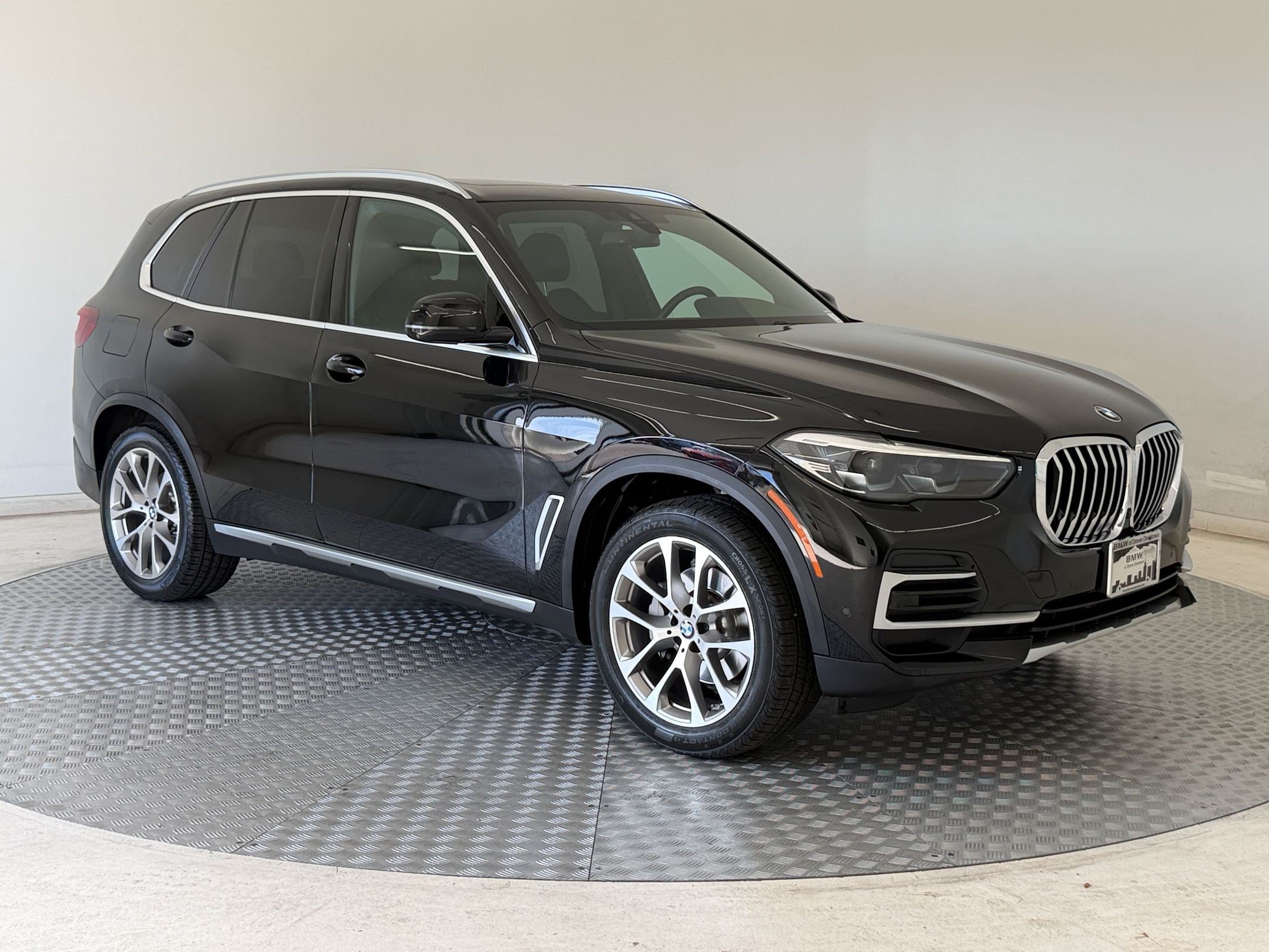 Used 2022 BMW X5 xDrive40i w/ Climate Comfort Package AWD/4WD image 7