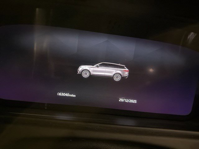 Used 2021 Land Rover Range Rover Velar R-Dynamic S image 12