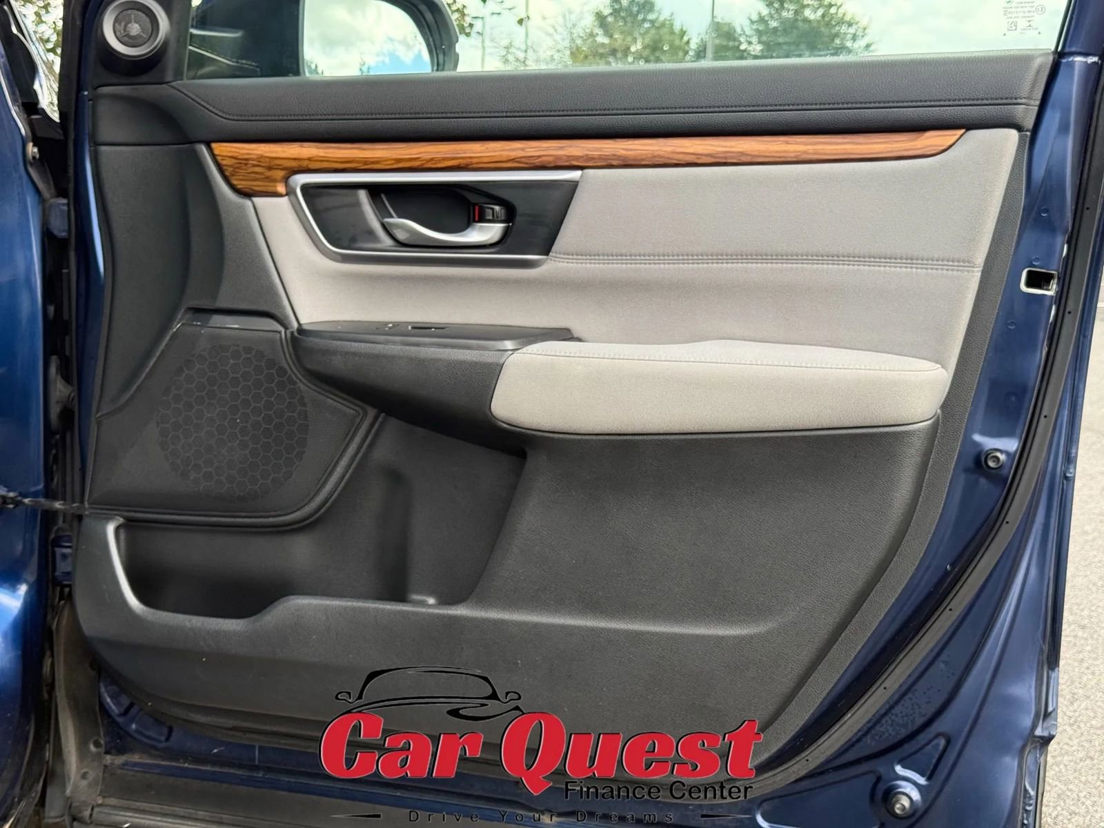 Used 2017 Honda CR-V EX image 19