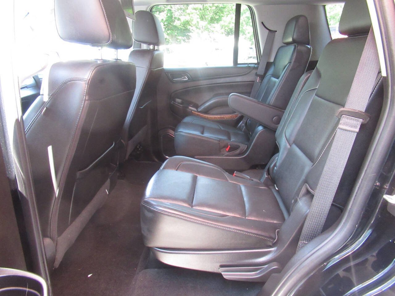 Used 2018 Chevrolet Tahoe Premier AWD/4WD image 18