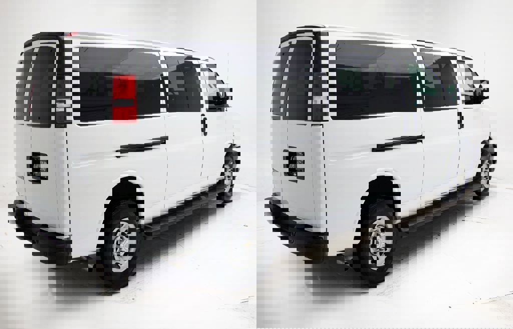 Used 2023 Chevrolet Express 3500 LS image 8