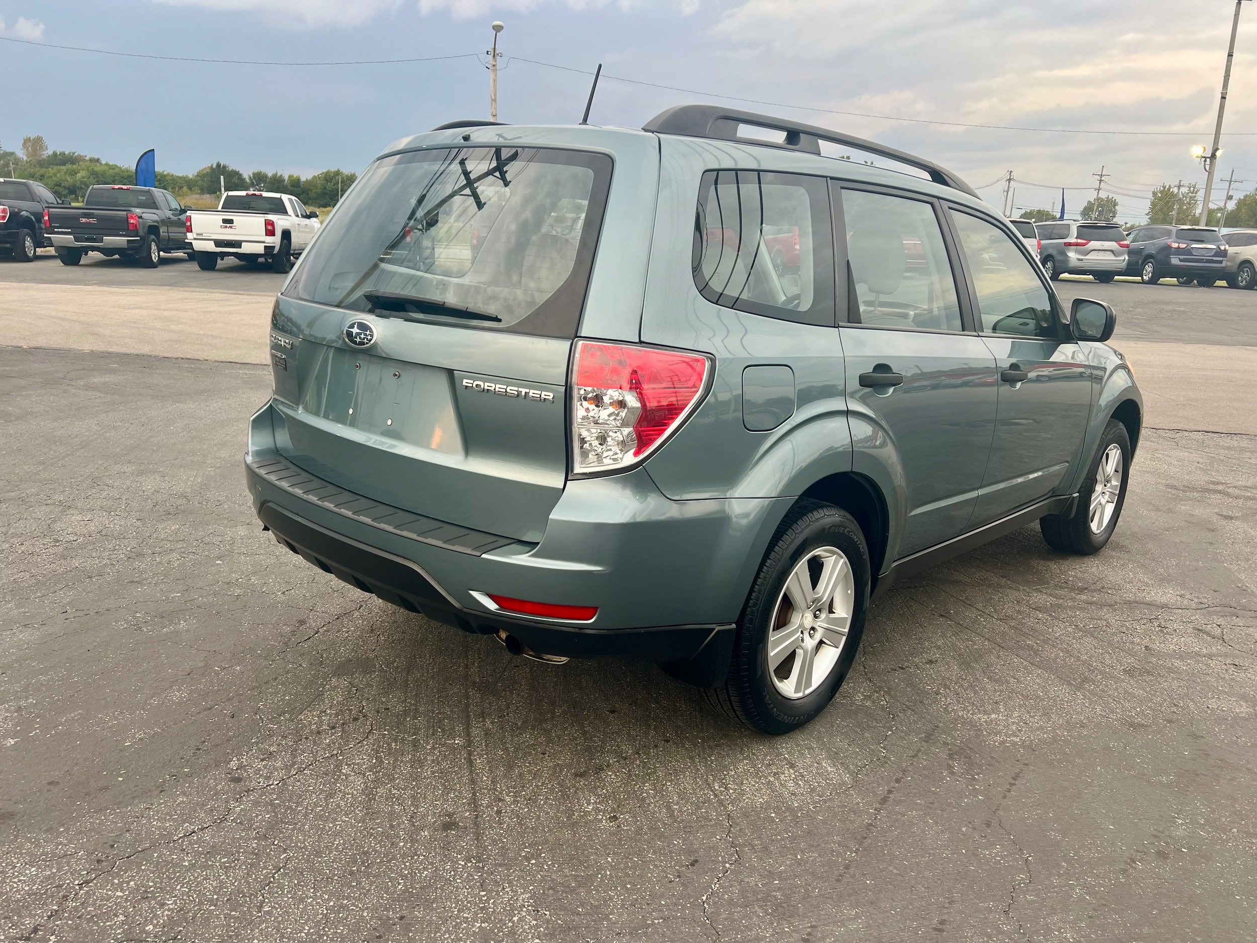 Used 2012 Subaru Forester 2.5X w/ Popular Pkg 3 AWD/4WD image 5