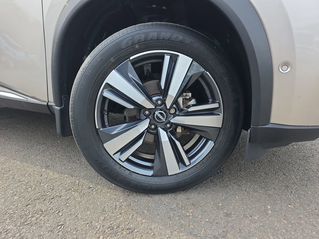 Used 2023 Nissan Rogue Platinum w/ Platinum Premium Package image 11